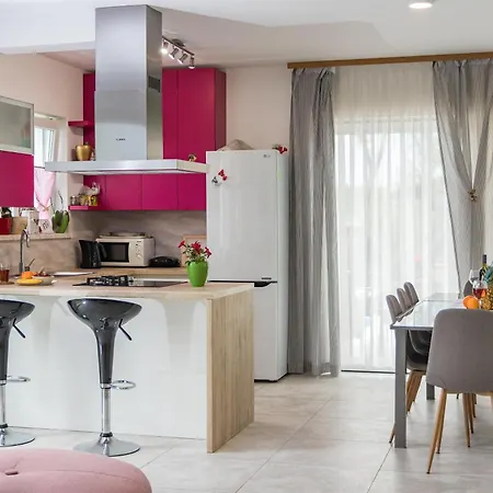 Villa Villa May *