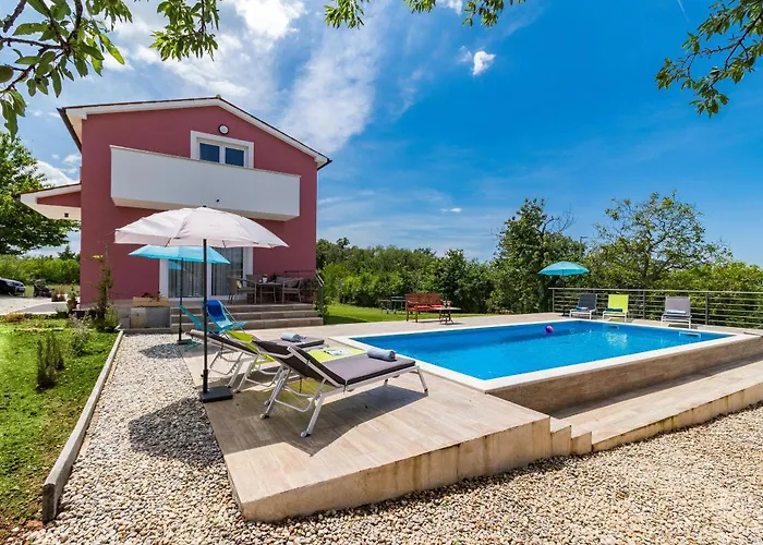 Villa Villa May Tinjan