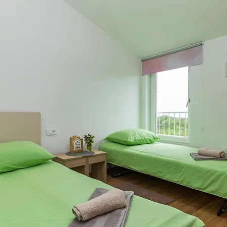 Villa Villa May